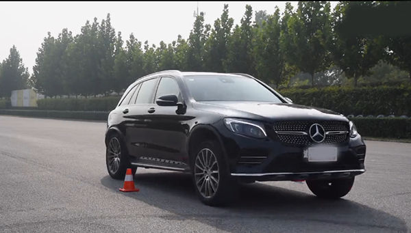 测梅赛德斯-AMG GLC 43